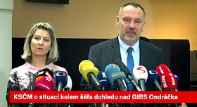 Šéf zastupitelského klubu KSČM Pavel Kováčik na tiskové konferenci v Praze. 
