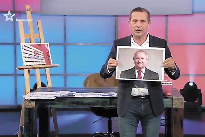 Jaromír Soukup, miliardář a mediální magnát, má ve své TV Barrandov vlastní pořad Kauzy Jaromíra Soukupa. 