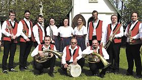 KAPELA Lučanka ve své aktuální sestavě. Foto: web kapely