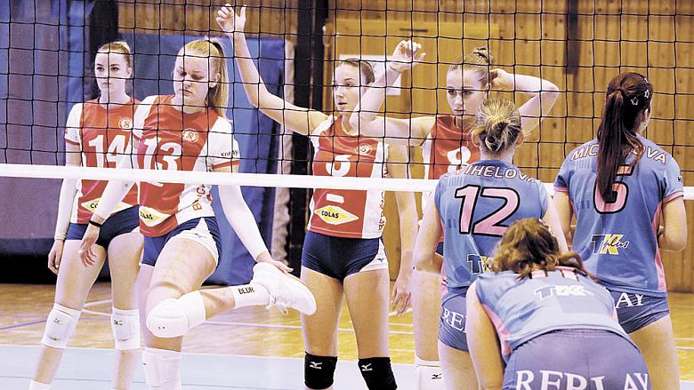 ABY přiživily naději na účast v extraligovém play off, potřebují kadetky Sokola Bedřichov zvládnout zítřejší domácí zápasy.  Foto: Michal Boček