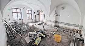 EDUKAČNÍ místnost v domě Komenského 10 uprostřed rekonstrukčních prací. Foto na stránce: Oblastní galerie Vysočiny Jihlava