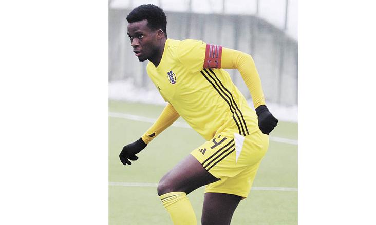 LEVÝ OBRÁNCE Youssoupha M‘Bodji na sebe upozornil již v zimní přípravě. „Je to rychlý, silný a technicky vybavený fotbalista, charakterově výborně nastavený,“ řekl ředitel klubu Lukáš Vaculík na adresu posily, která by měla atakovat základní sestavu. Foto