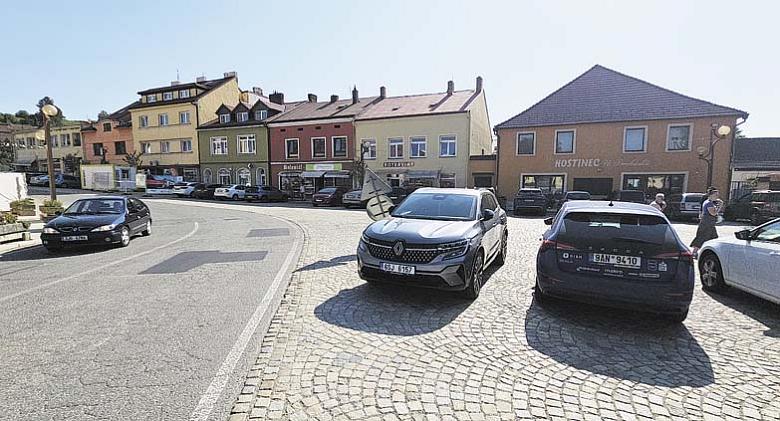 MOTORISTÉ v Lukách nad Jihlavou musí počítat o pouťovém víkendu s dopravním omezením. Uzavřený bude most přes řeku a prostor před zdravotním střediskem, muzeem a ještě také okolo kašny. Uzavírka platí od čtvrtka 21. srpna od 12 hodin do pondělí 25. srpna 