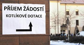 HNED první den evidoval krajský úřad 1018 podaných žádostí. Podle toho, kolik bude individuálních podání, se má kotlíkových dotací dočkat 1600 až 2000 žadatelů. Foto: Ladislava Brabencová