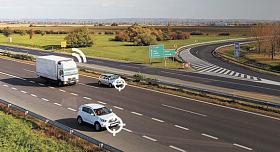 ELEKTRONICKÉ dálniční známky již zavedly na Slovensku. Takto fungují kamery na mýtných branách.  Foto: Národná ďiaĺničná spoločnosť 