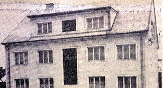O VÝSTAVBU nového bydlení se za časů minulých starala i družstva. Na snímku bytovka se šesti byty ve Velkém Beranově, o jejíž výstavbu se postaralo tamní JZD. Reprosnímek je z doby jejího dokončení z roku 1976, kdy vyšel v Jiskře.