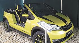 DVOUMÍSTNÁ elektrická plážová buggy, vyrobená na bázi Škoda Citigo, vyvine maximální rychlost 130 km