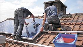 O DOTACI na instalaci domácí fotovoltaické elektrárny bylo od září 2023 do ledna 2024 vyřízeno celkem 18 tisíc žádostí. Ilustrační foto: Pixabay